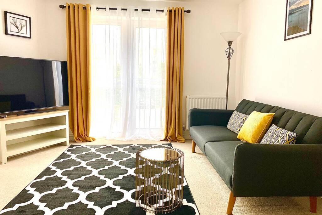 Smartrips Apartments - Lakeside/Thurrock West Thurrock Esterno foto