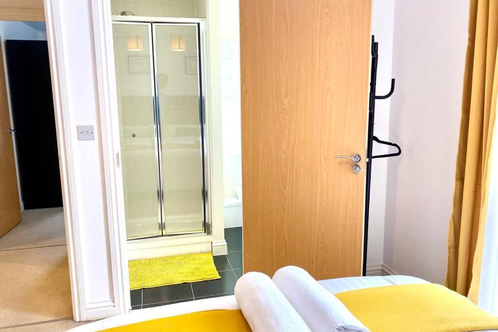 Smartrips Apartments - Lakeside/Thurrock West Thurrock Esterno foto