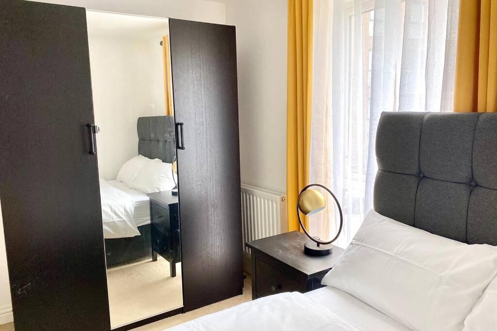 Smartrips Apartments - Lakeside/Thurrock West Thurrock Esterno foto